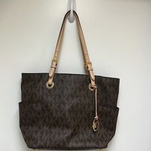 Michael Kors Tote